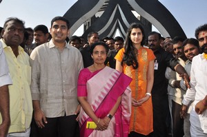 Nara Lokesh Family at NTR Ghat Photos